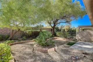 Photo #2: 2611882 Listing 