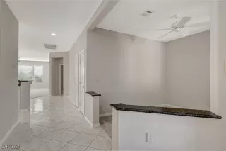 Photo #4: 2611882 Listing 