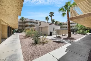 Photo #1: 2611884 Listing