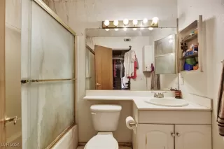 Photo #5: 2611884 Listing