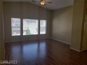 Photo #1: 2611917 Listing 