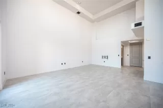 Photo #1: 2611939 Listing 