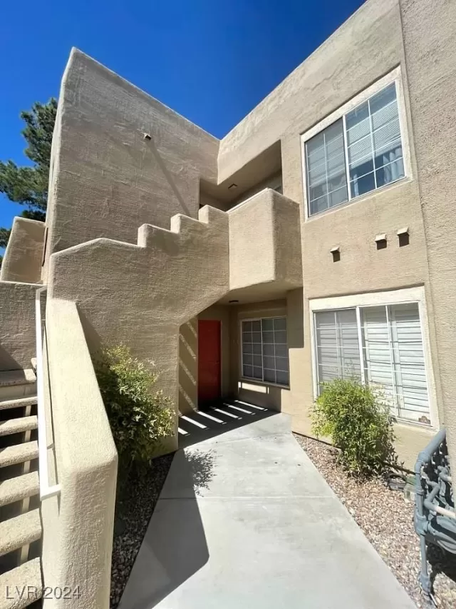 MLS: 2611946 Condo For Sale