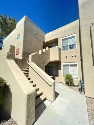 Photo #2: 2611946 Listing 