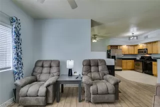 Photo #2: 2611957 Listing