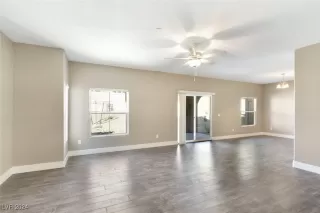 Photo #3: 2611978 Listing 