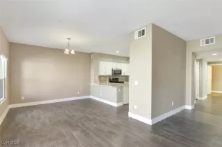 Photo #4: 2611978 Listing 