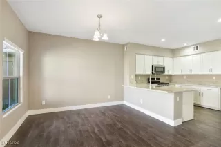 Photo #5: 2611978 Listing 