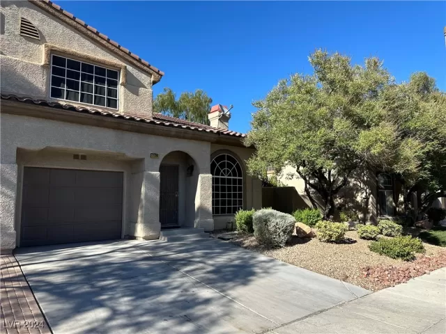 MLS: 2612007 Condo For Sale