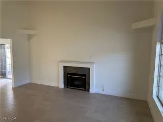 Photo #2: 2612007 Listing 