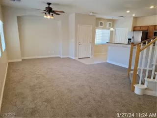 Photo #6: 2612020 Listing 