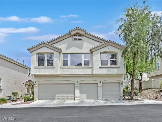 MLS: 2612075 Condo For Sale