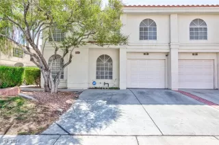 Photo #1: 2612077 Listing 