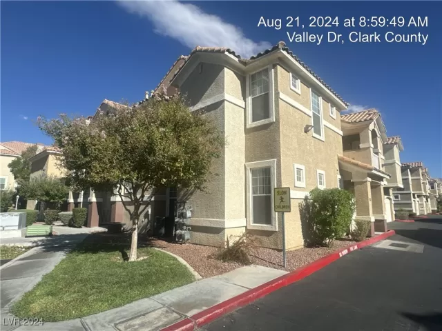 MLS: 2612087 Condo For Sale