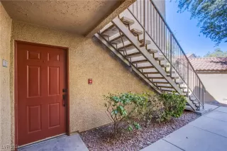 Photo #1: 2612107 Listing 