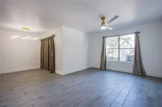 Photo #4: 2612107 Listing 