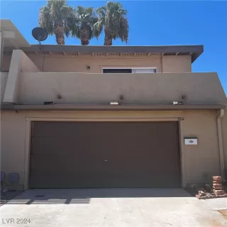 Photo #2: 2612126 Listing 