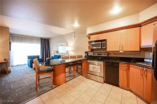 Photo #1: 2612163 Listing