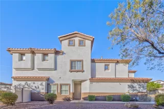 Photo #1: 2612168 Listing 