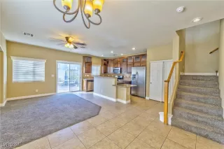 Photo #3: 2612168 Listing 