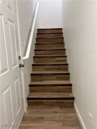 Photo #3: 2612173 Listing