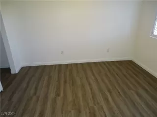 Photo #1: 2612202 Listing