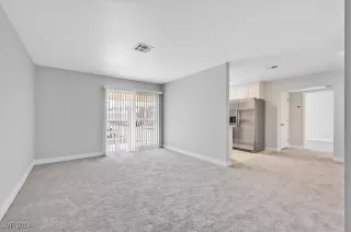 Photo #6: 2612223 Listing