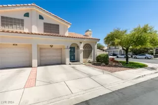 Photo #1: 2612224 Listing 