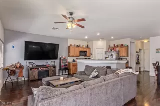 Photo #1: 2612249 Listing