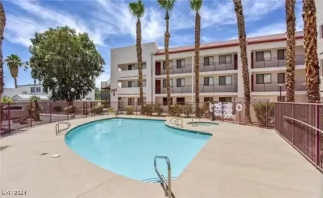 MLS: 2612253 Condo For Sale