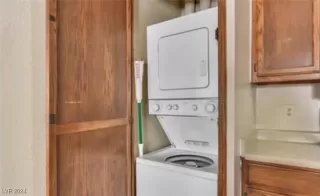 Photo #6: 2612253 Listing 