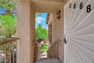 Photo #2: 2612295 Listing