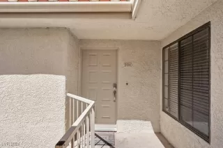 Photo #1: 2612316 Listing 