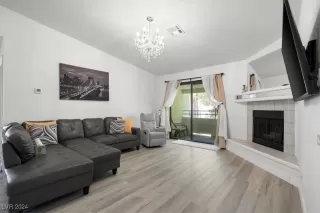 Photo #5: 2612316 Listing 