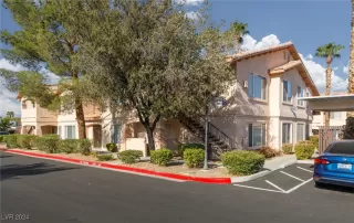 Photo #1: 2612354 Listing 