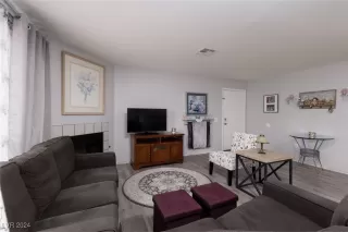 Photo #6: 2612354 Listing 