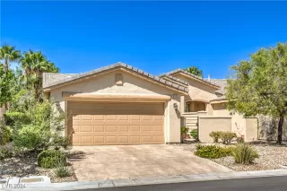 Photo #2: 2612391 Listing 