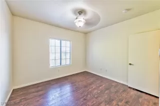 Photo #6: 2612410 Listing 