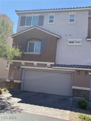 Photo #3: 2612415 Listing 