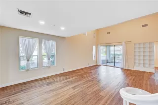 Photo #3: 2612421 Listing 