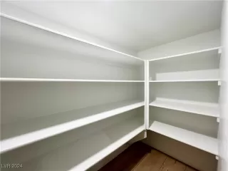 Photo #6: 2612426 Listing 