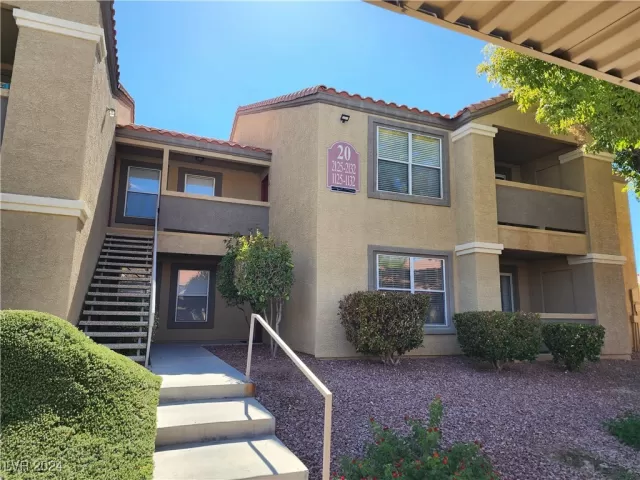 MLS: 2612442 Condo For Sale