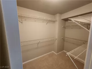 Photo #6: 2612442 Listing