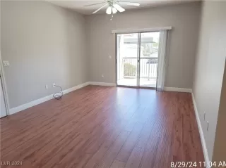 Photo #1: 2612486 Listing 