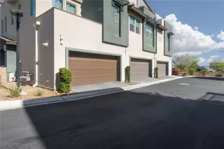 Photo #4: 2612490 Listing 