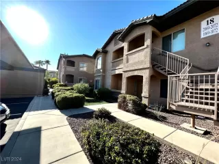 Photo #1: 2612511 Listing 
