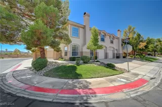 Photo #1: 2612560 Listing 