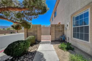 Photo #2: 2612560 Listing 