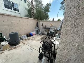 Photo #1: 2612563 Listing 