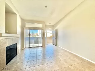 Photo #3: 2612571 Listing 